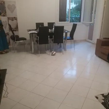 Oda ve Kahvaltı D'hotes Parc Gorbella 2*