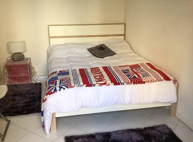 D'hotes Parc Gorbella Bed & Breakfast Nice